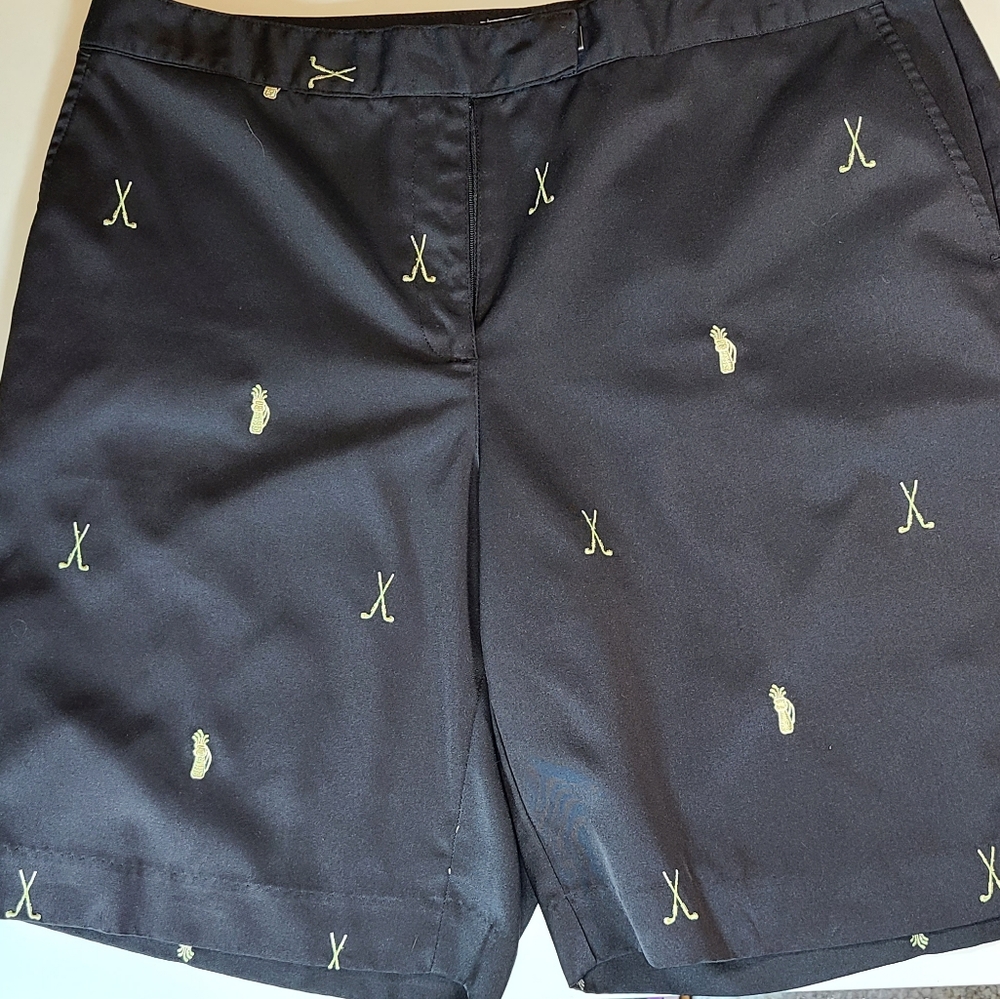 25-3-355 CORAL BAY GOLF Black Shorts with Yellow Embroidery of clubs and bag EUC